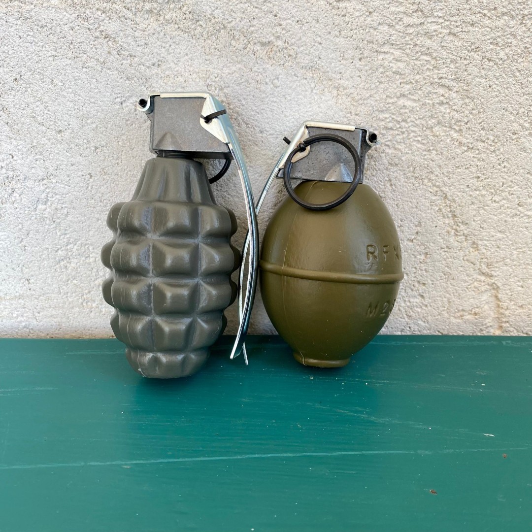 Grenades factices